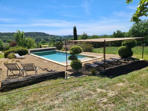 Swimming Pool & view of the Bastidon